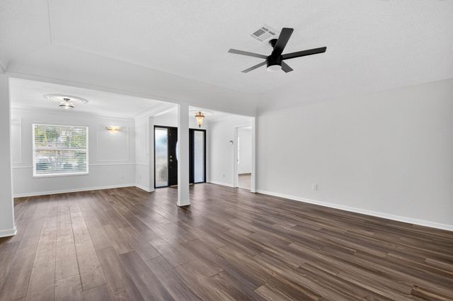 1012 W Camino Real, Boca Raton, FL 33486