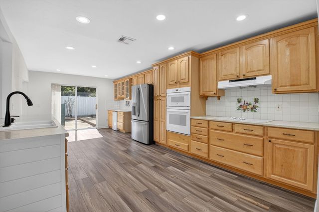 1012 W Camino Real, Boca Raton, FL 33486