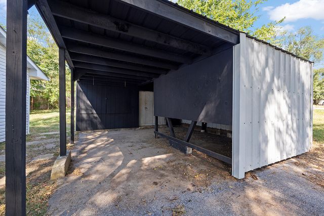 203 E Georgia Street, Ozark, MO 65721