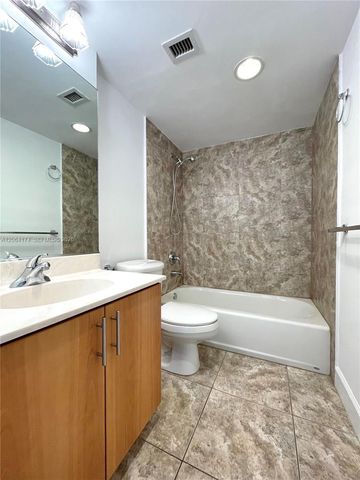 7501 E Treasure Dr 10C, North Bay Village, FL 33141