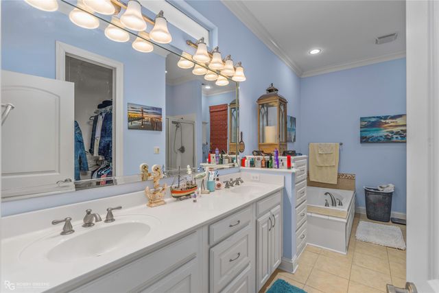 5860 S Lakeshore Drive 12, Shreveport, LA 71119