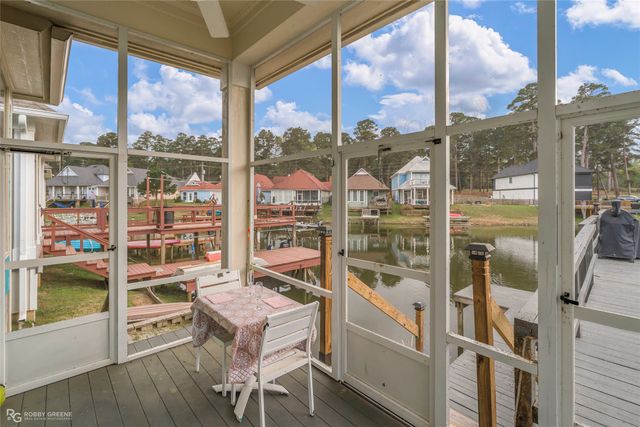 5860 S Lakeshore Drive 12, Shreveport, LA 71119