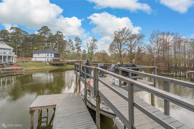 5860 S Lakeshore Drive 12, Shreveport, LA 71119