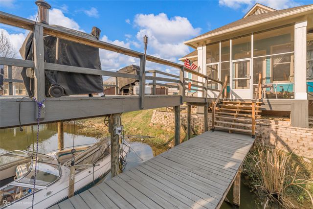 5860 S Lakeshore Drive 12, Shreveport, LA 71119