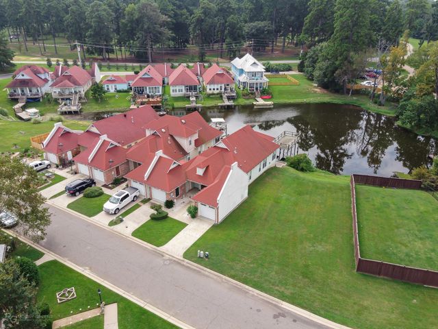 5860 S Lakeshore Drive 12, Shreveport, LA 71119