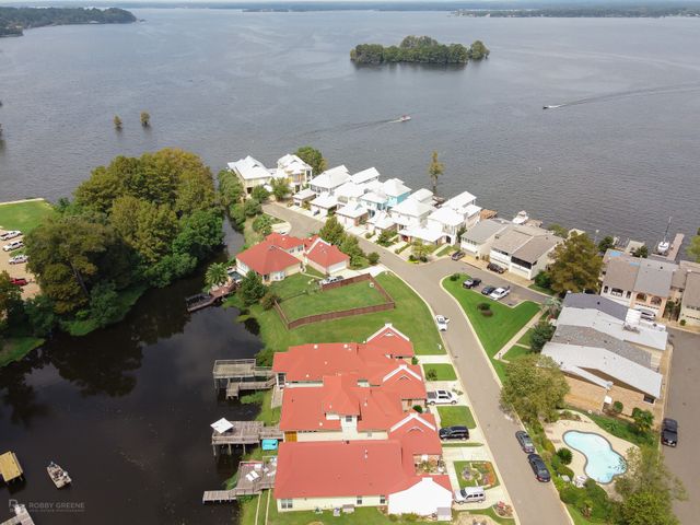 5860 S Lakeshore Drive 12, Shreveport, LA 71119