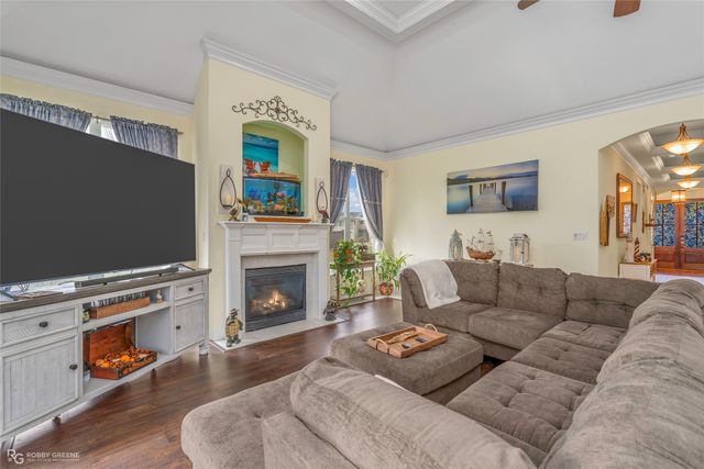 5860 S Lakeshore Drive 12, Shreveport, LA 71119