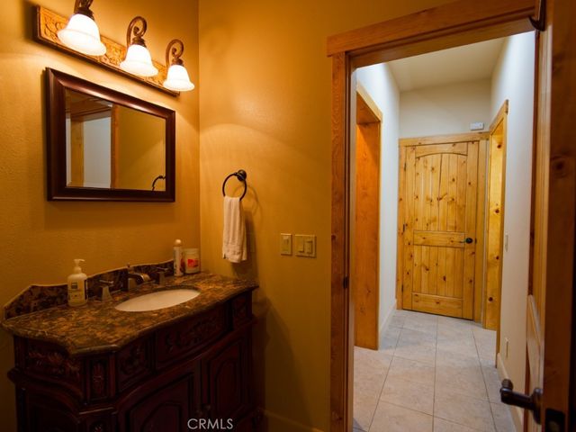 756 Brentwood, Lake Arrowhead, CA 92352