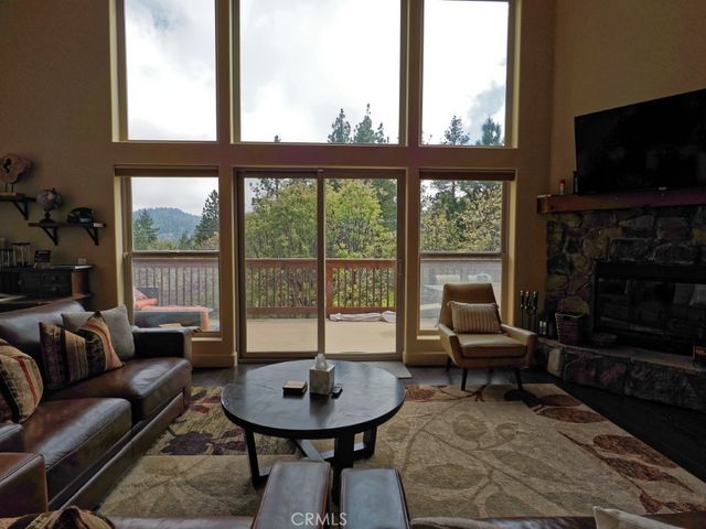 756 Brentwood, Lake Arrowhead, CA 92352