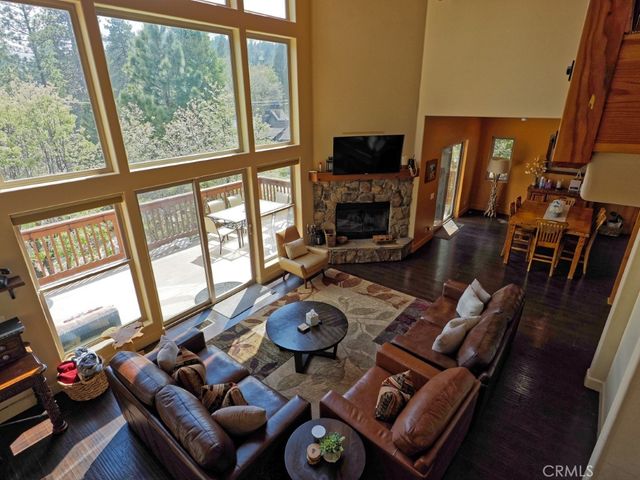 756 Brentwood, Lake Arrowhead, CA 92352