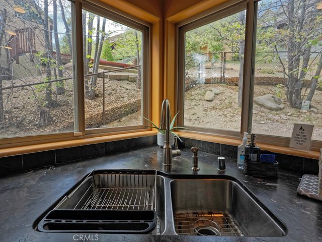 756 Brentwood, Lake Arrowhead, CA 92352