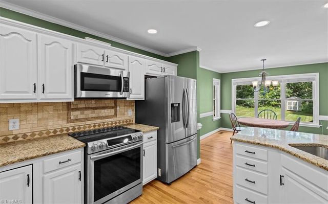 592 Carson Ridge Drive, Oak Ridge, NC 27310