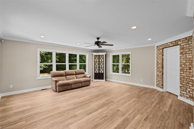 592 Carson Ridge Drive, Oak Ridge, NC 27310