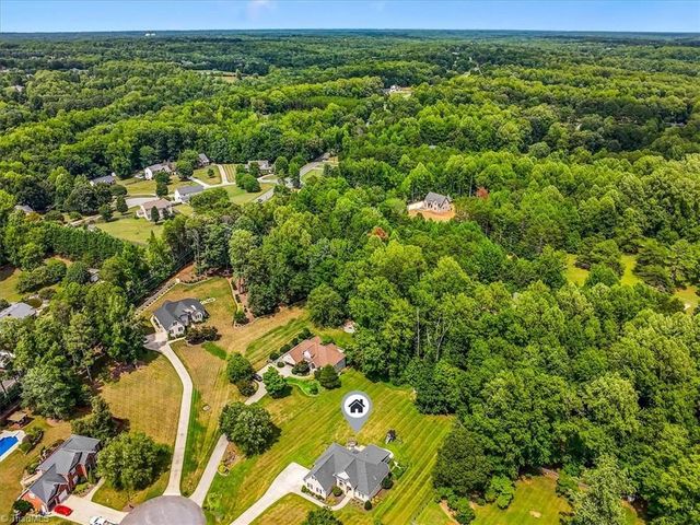 592 Carson Ridge Drive, Oak Ridge, NC 27310