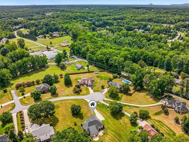 592 Carson Ridge Drive, Oak Ridge, NC 27310