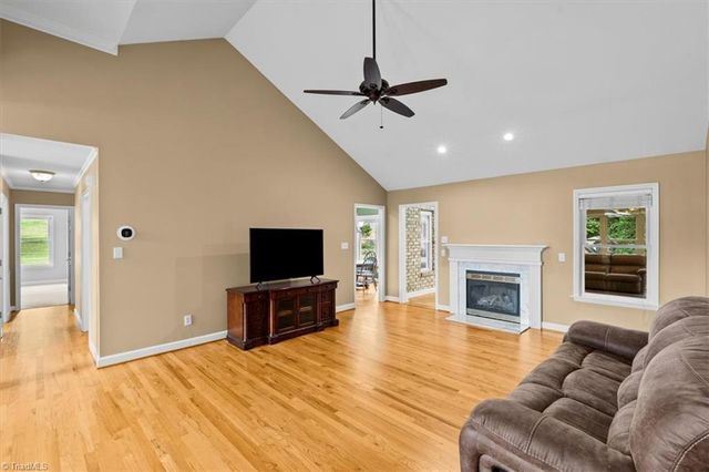 592 Carson Ridge Drive, Oak Ridge, NC 27310