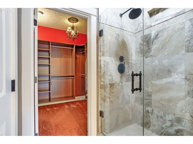 7015 Se 127TH Ave, Portland, OR 97236