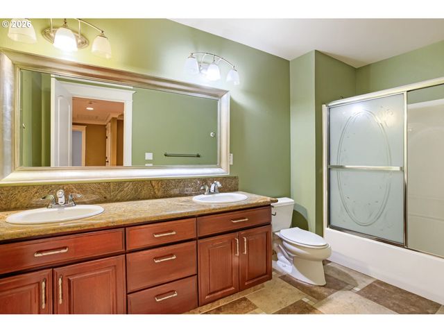 7015 Se 127TH Ave, Portland, OR 97236