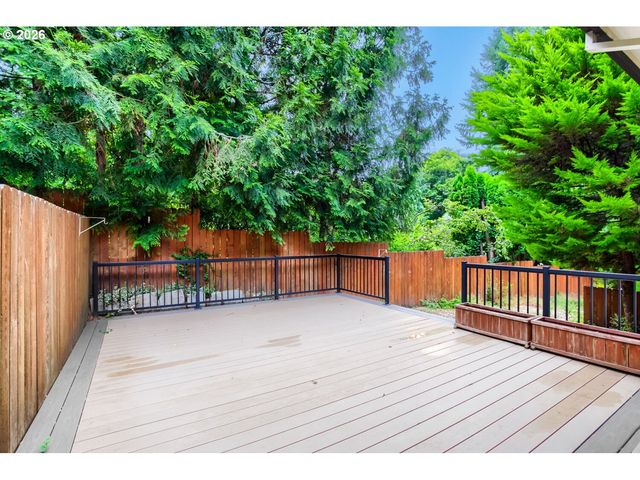 7015 Se 127TH Ave, Portland, OR 97236