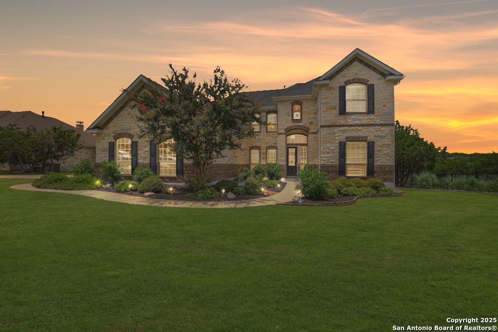 2194 Ranch Loop, New Braunfels, TX 78132