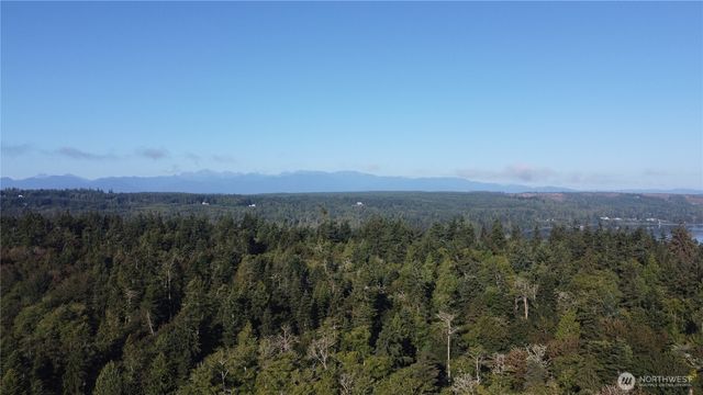111 Seven Sisters Beach, Port Ludlow, WA 98358