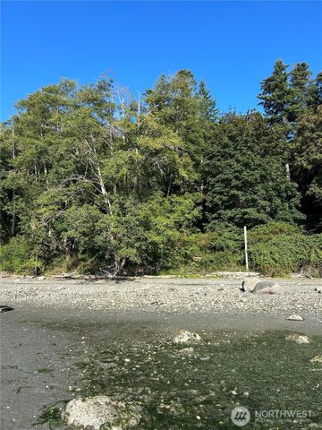111 Seven Sisters Beach, Port Ludlow, WA 98358