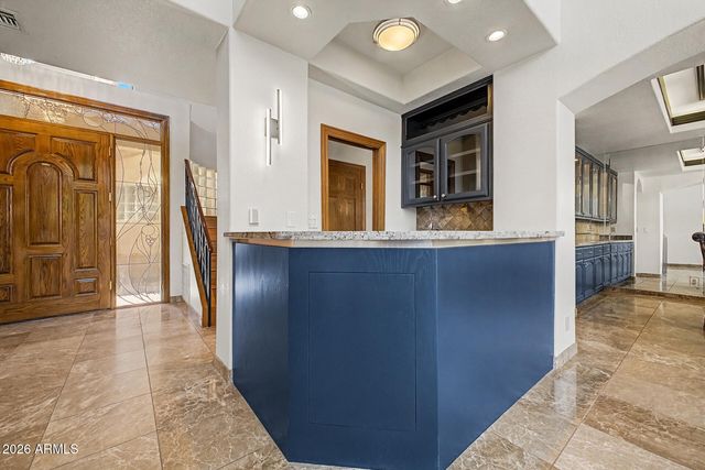 5812 W DEL LAGO Circle, Glendale, AZ 85308