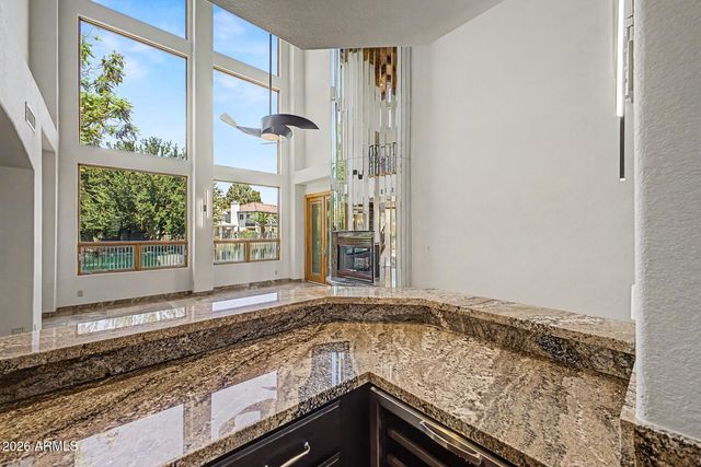 5812 W DEL LAGO Circle, Glendale, AZ 85308