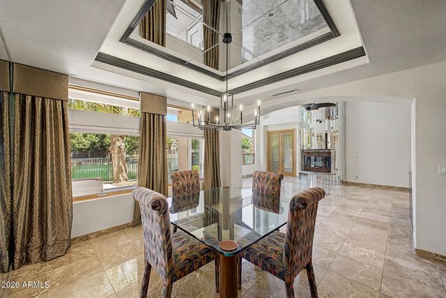5812 W DEL LAGO Circle, Glendale, AZ 85308