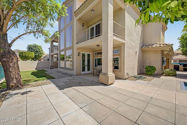5812 W DEL LAGO Circle, Glendale, AZ 85308
