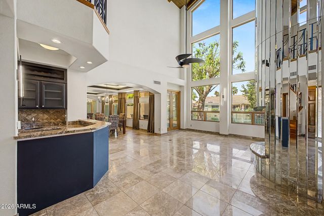 5812 W DEL LAGO Circle, Glendale, AZ 85308