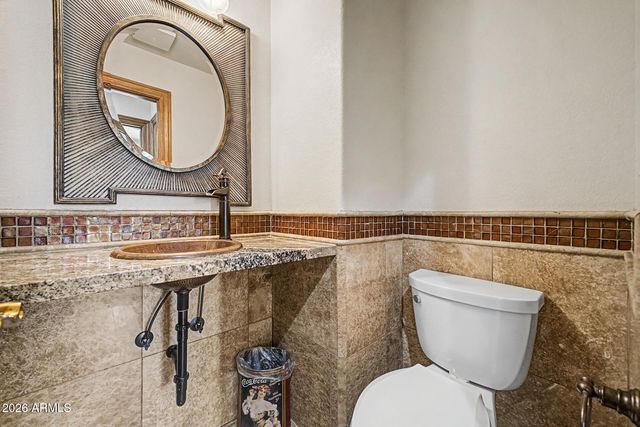5812 W DEL LAGO Circle, Glendale, AZ 85308