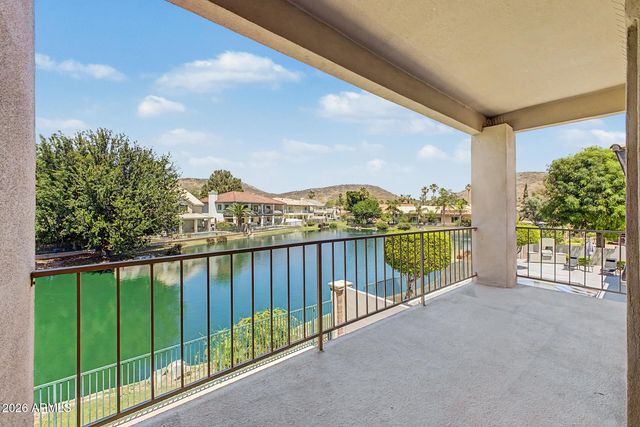 5812 W DEL LAGO Circle, Glendale, AZ 85308