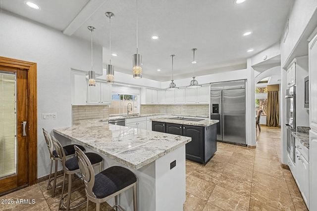 5812 W DEL LAGO Circle, Glendale, AZ 85308