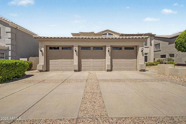 5812 W DEL LAGO Circle, Glendale, AZ 85308