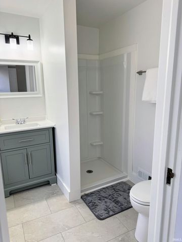 1028 E Mulberry Street, Evansville, IN 47714