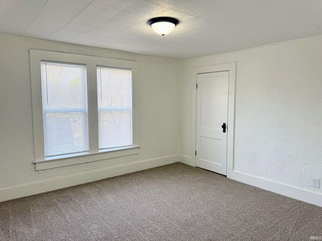 1028 E Mulberry Street, Evansville, IN 47714