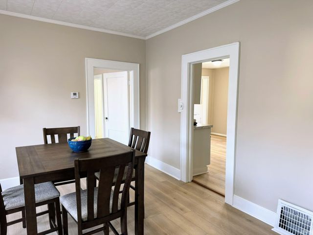 1028 E Mulberry Street, Evansville, IN 47714