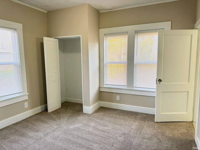 1028 E Mulberry Street, Evansville, IN 47714