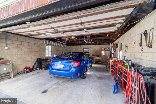 1717 NEWCOMBTOWN RD, Millville, NJ 08332