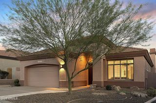 6334 E VIEWMONT Drive 57, Mesa, AZ 85215