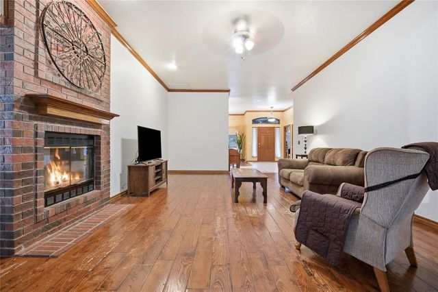 13513 Green Cedar Lane, Oklahoma City, OK 73131