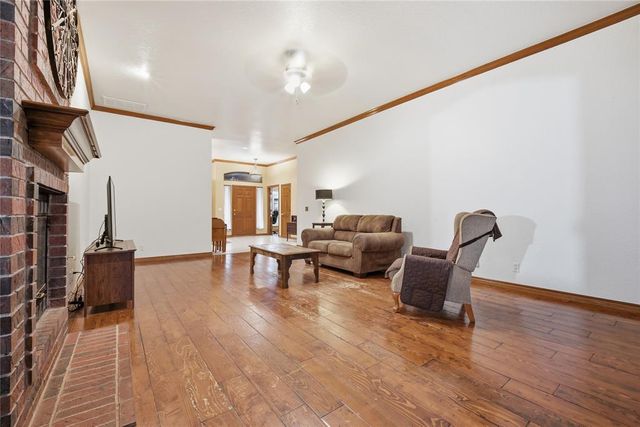 13513 Green Cedar Lane, Oklahoma City, OK 73131