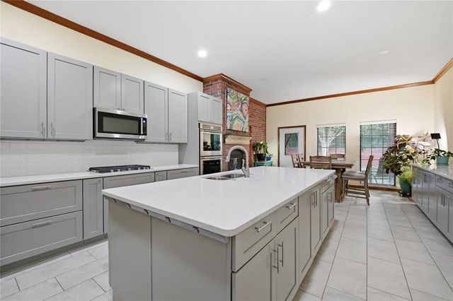 13513 Green Cedar Lane, Oklahoma City, OK 73131