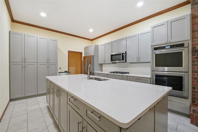 13513 Green Cedar Lane, Oklahoma City, OK 73131