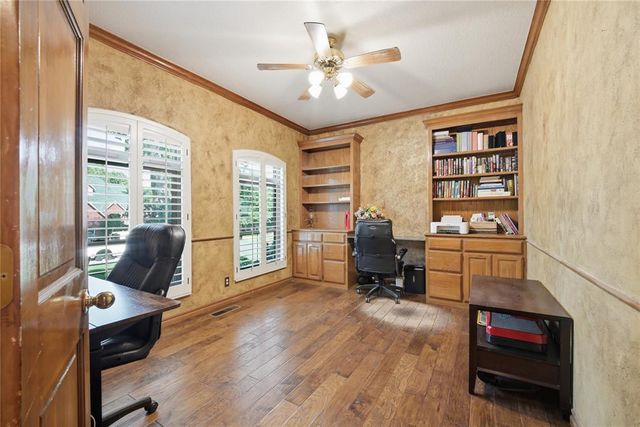 13513 Green Cedar Lane, Oklahoma City, OK 73131