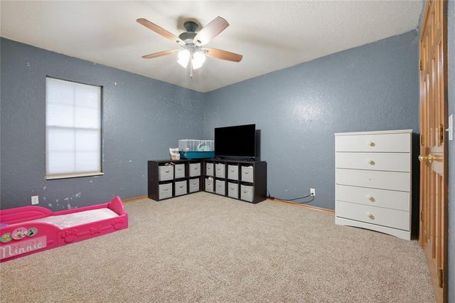 13513 Green Cedar Lane, Oklahoma City, OK 73131