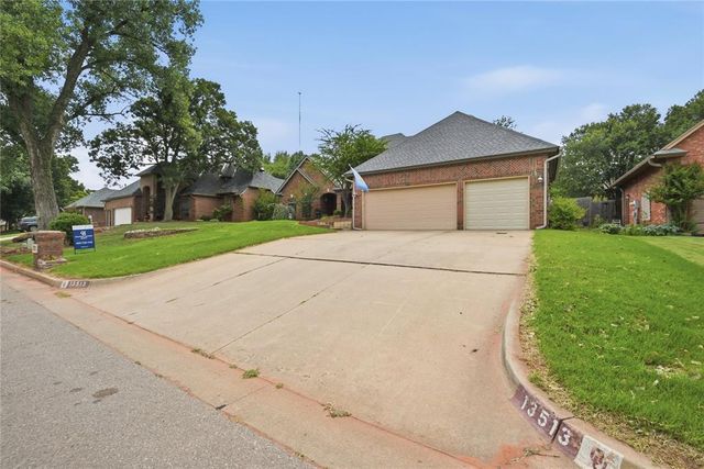 13513 Green Cedar Lane, Oklahoma City, OK 73131