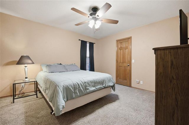 13513 Green Cedar Lane, Oklahoma City, OK 73131