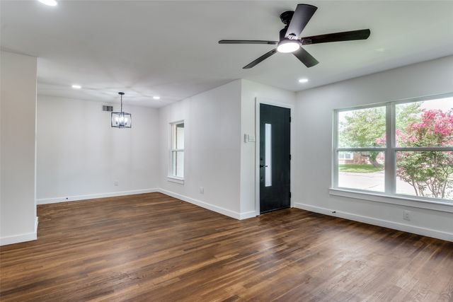 1528 Ridgeview Street, Mesquite, TX 75149